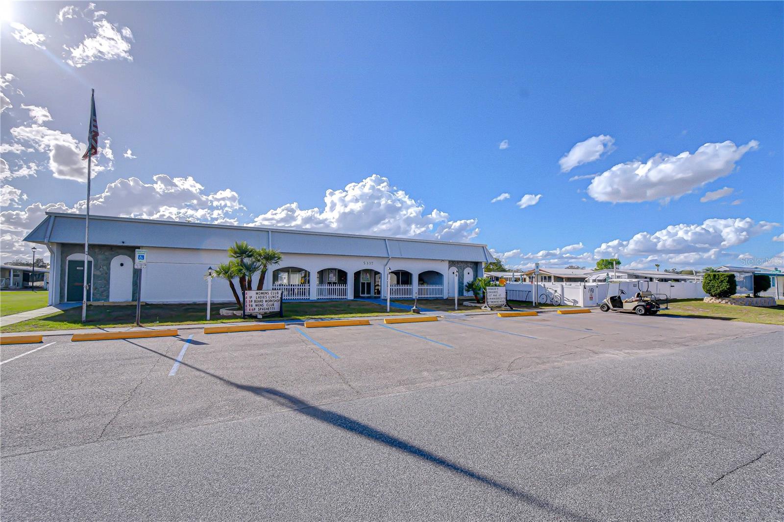 OAKS ROYAL 3 - Residential