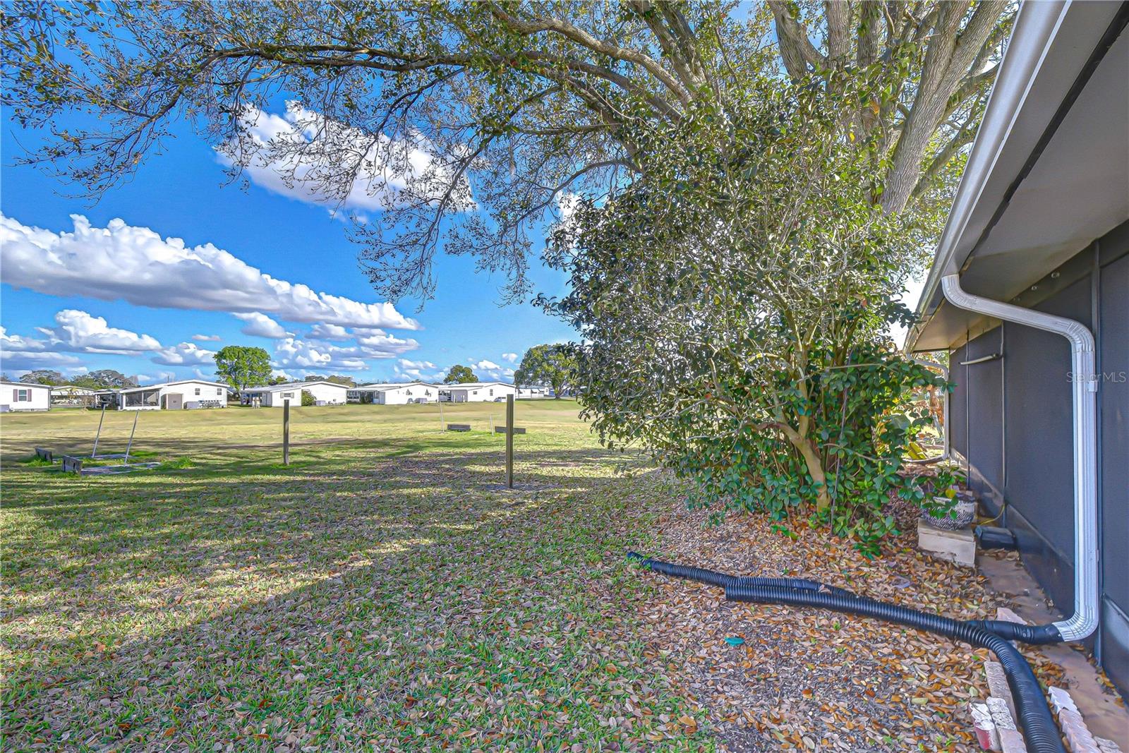 OAKS ROYAL 3 - Residential