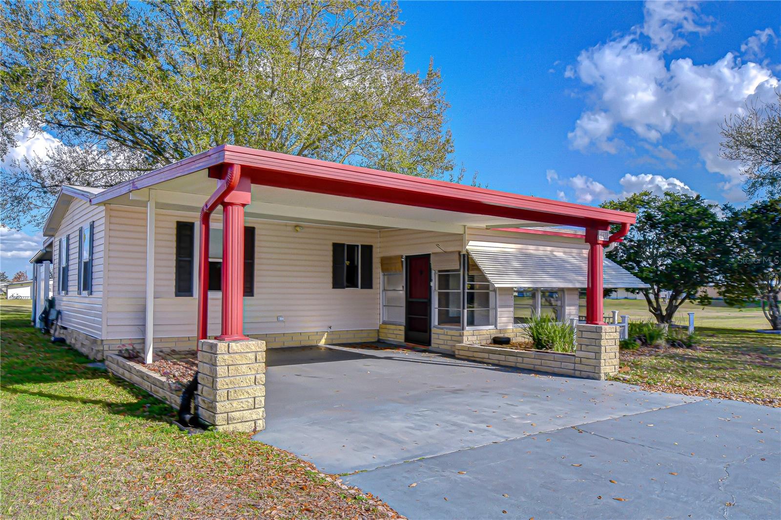 OAKS ROYAL 3 - Residential