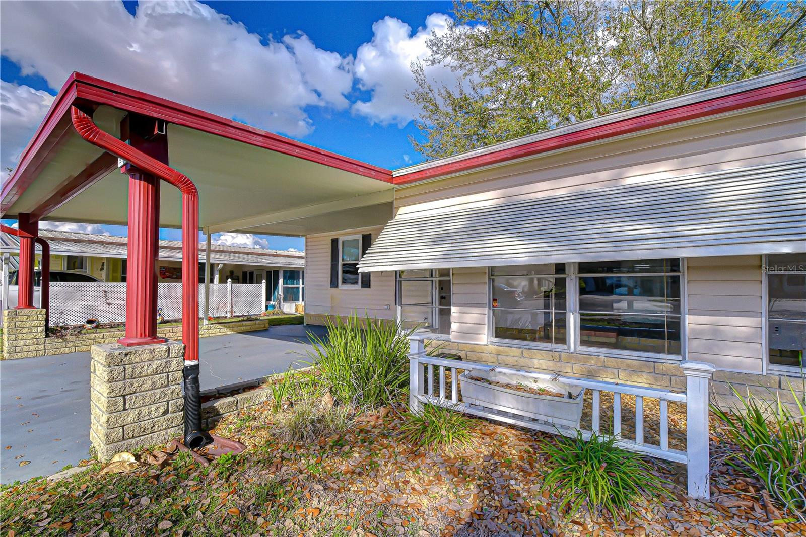 OAKS ROYAL 3 - Residential