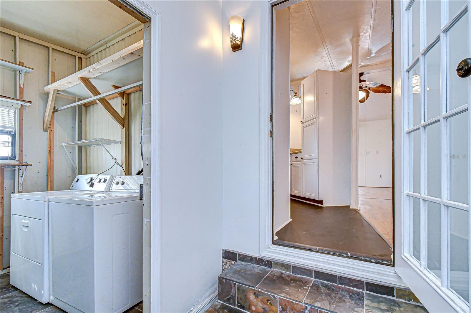 OAKS ROYAL 3 - Residential