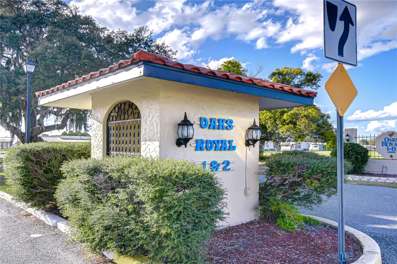 OAKS ROYAL 3 - Residential