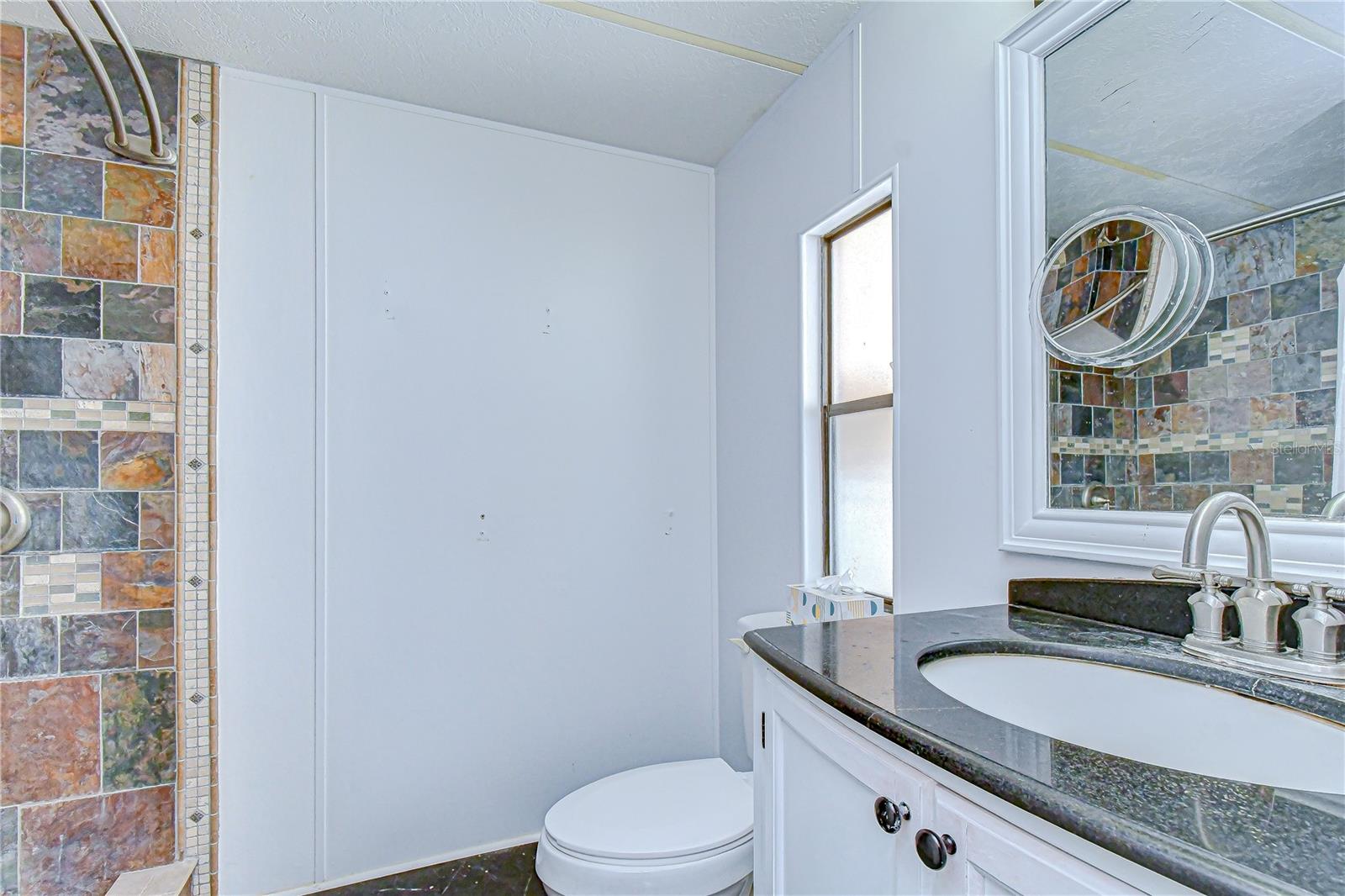 OAKS ROYAL 3 - Residential