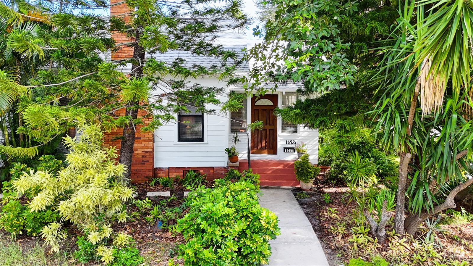 1420 22ND STREET W