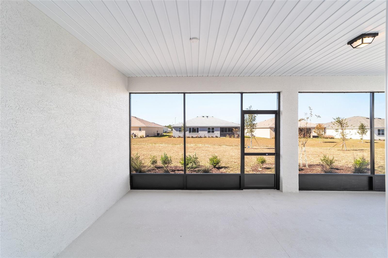 ON TOP OF THE WORLD - Residential