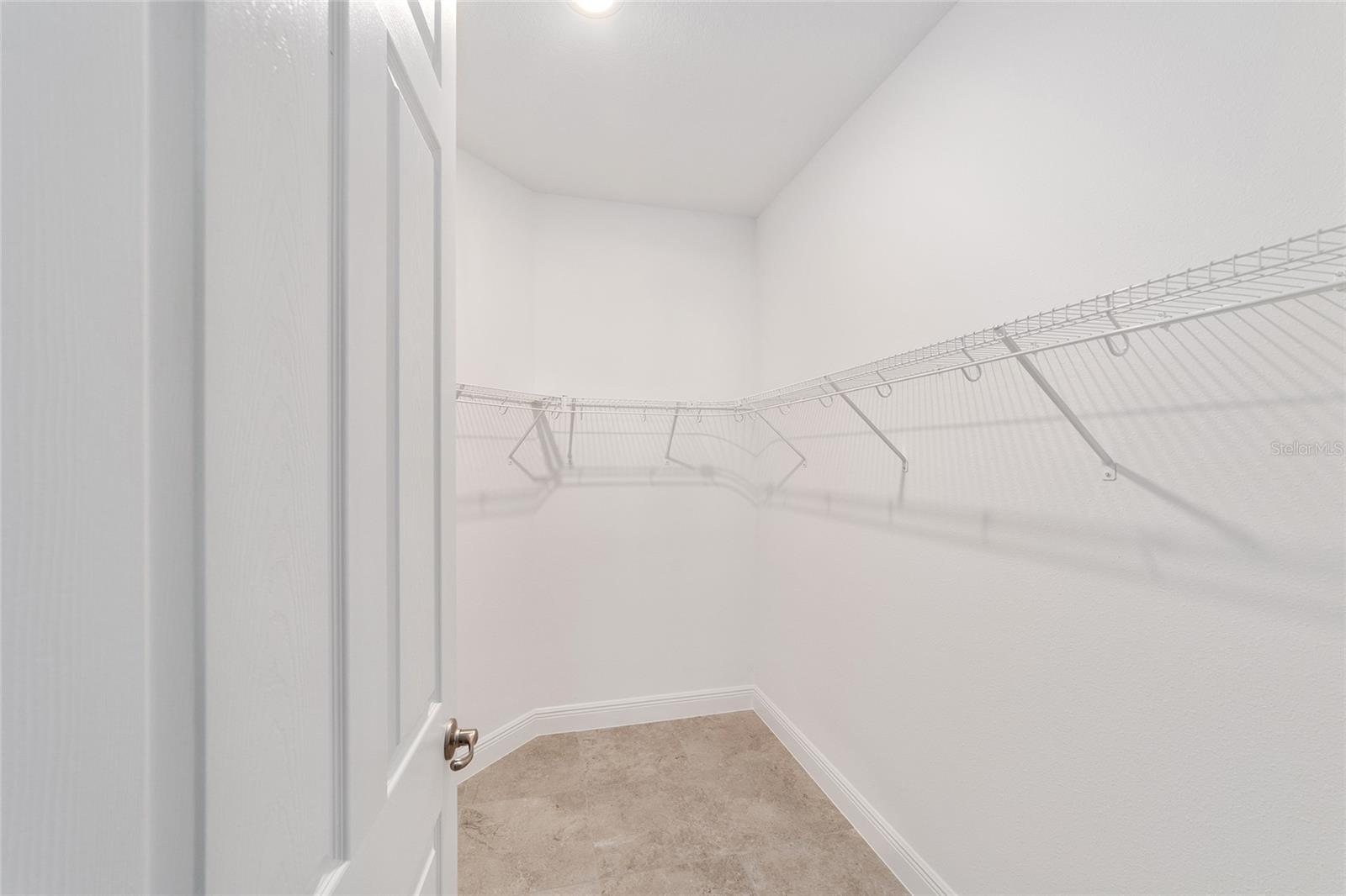 ON TOP OF THE WORLD - Residential