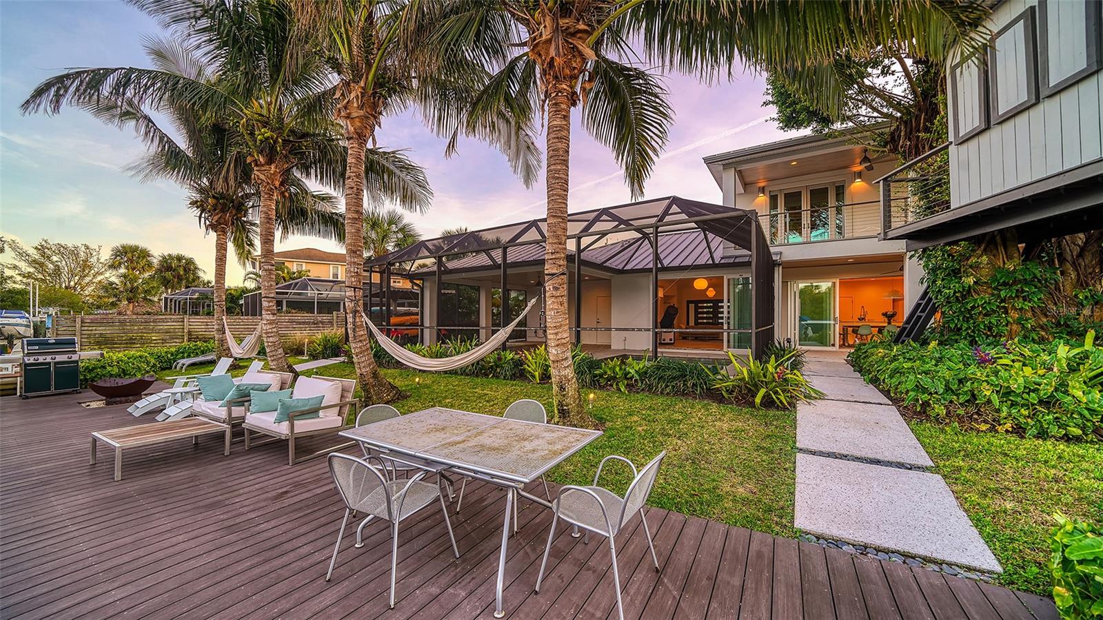 SARASOTA BEACH - Residential