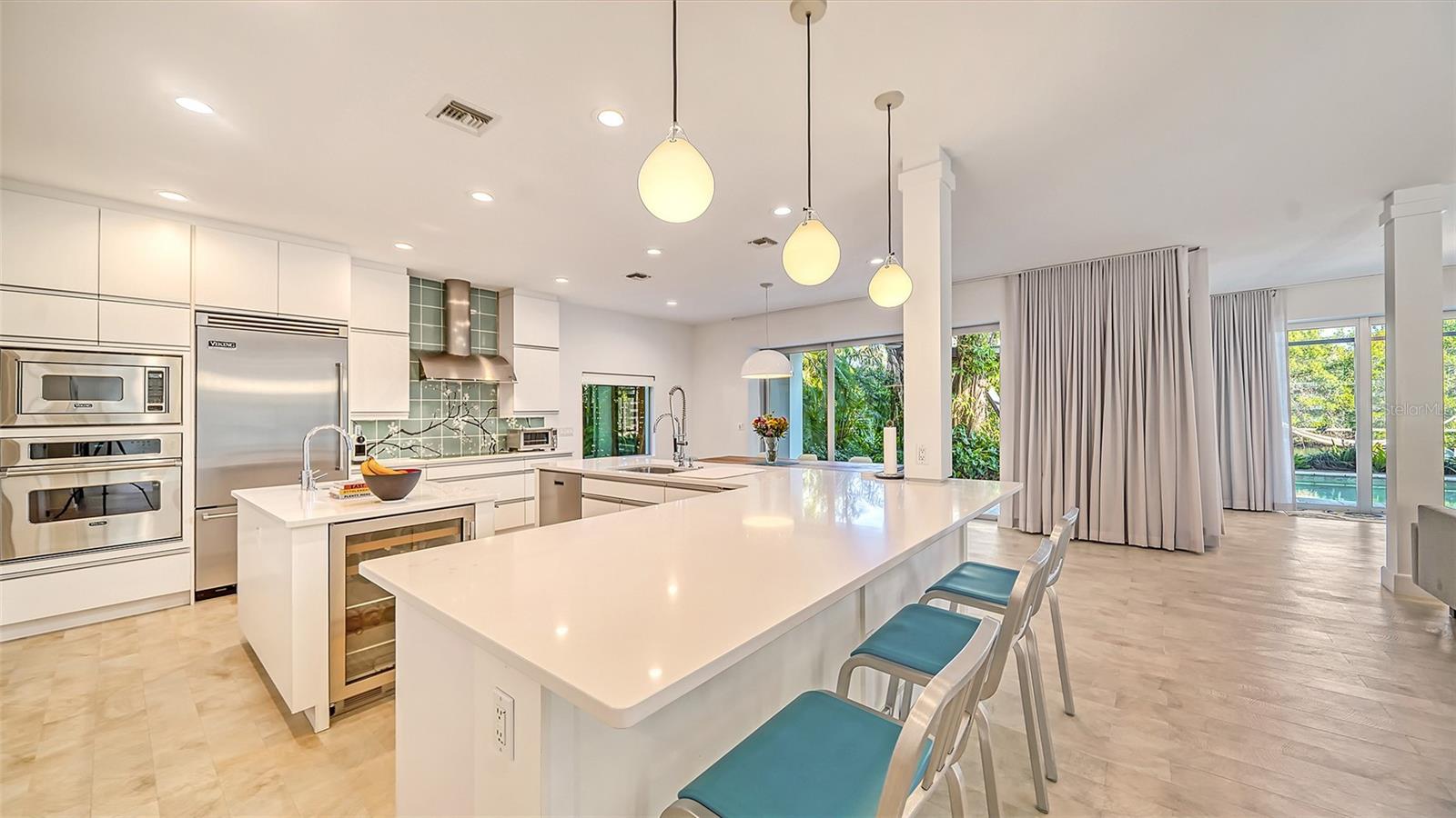 SARASOTA BEACH - Residential