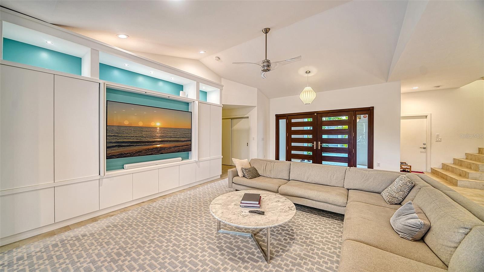 SARASOTA BEACH - Residential