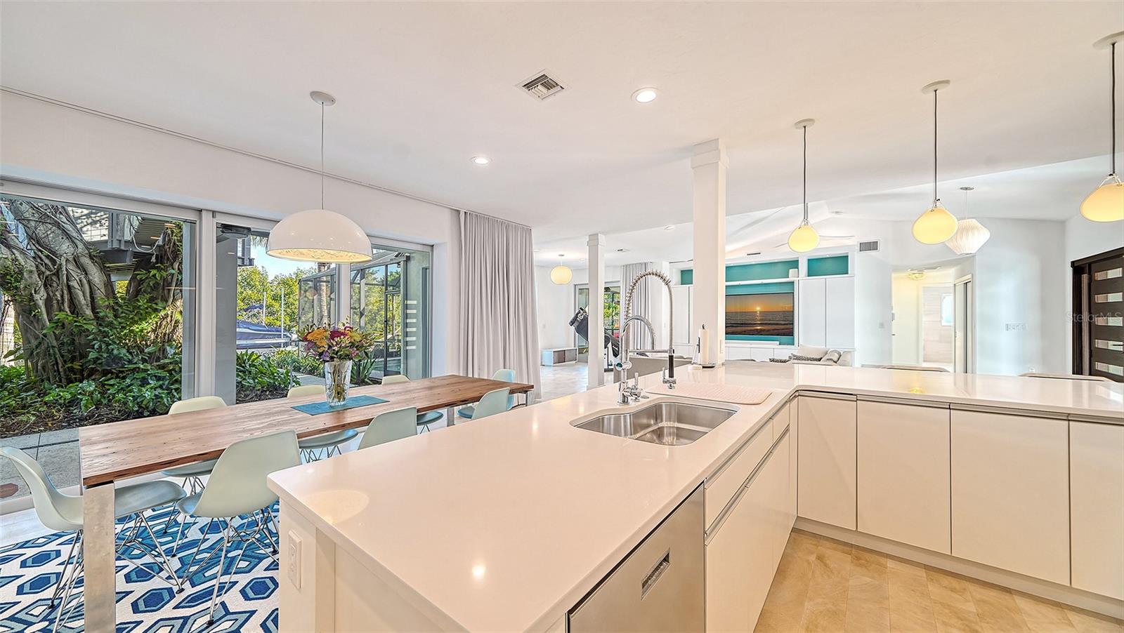 SARASOTA BEACH - Residential