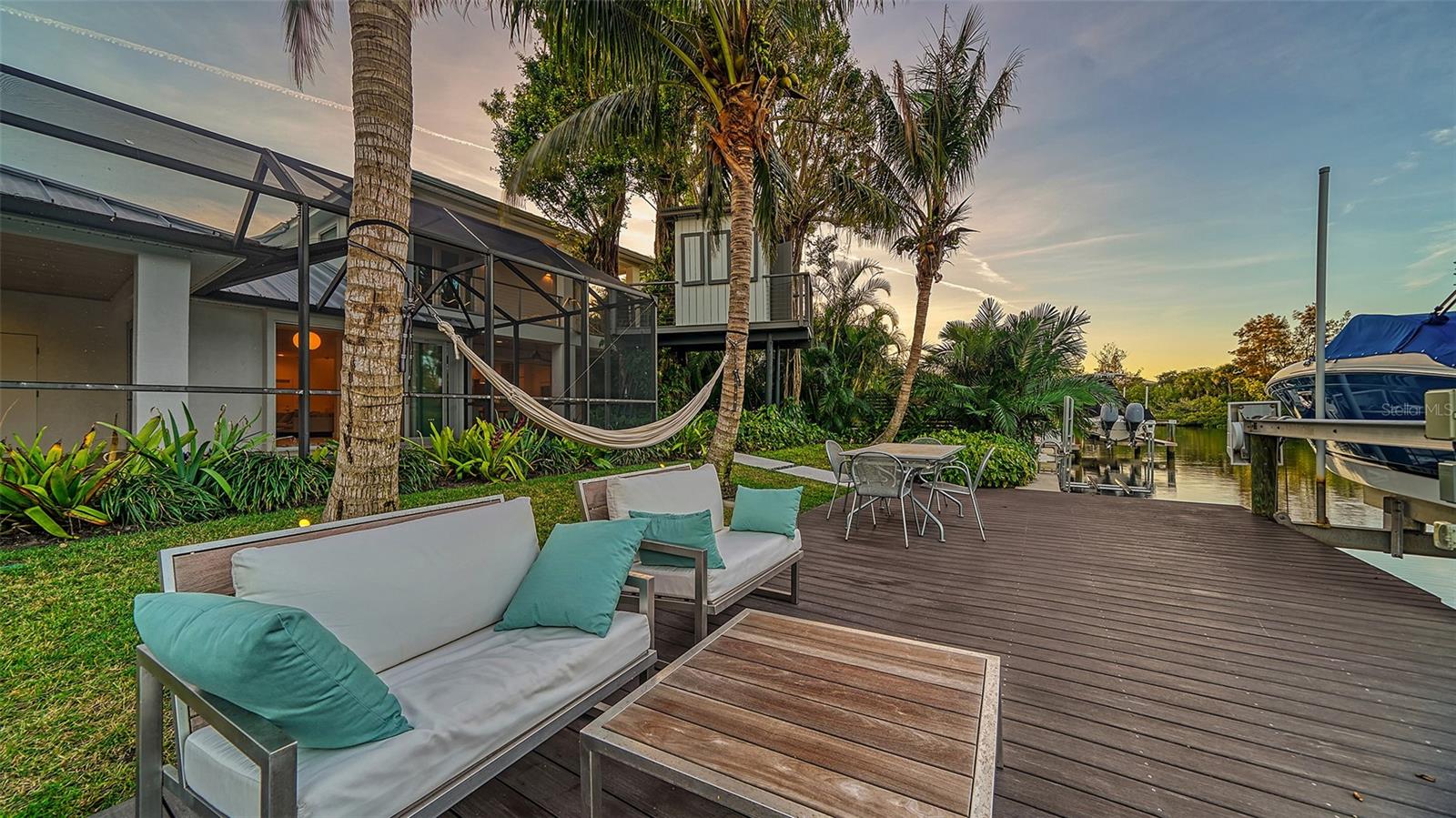 SARASOTA BEACH - Residential