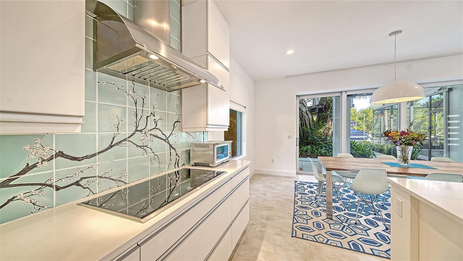 SARASOTA BEACH - Residential