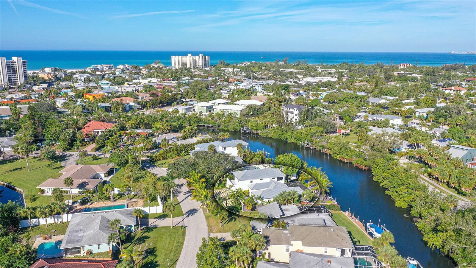 SARASOTA BEACH - Residential