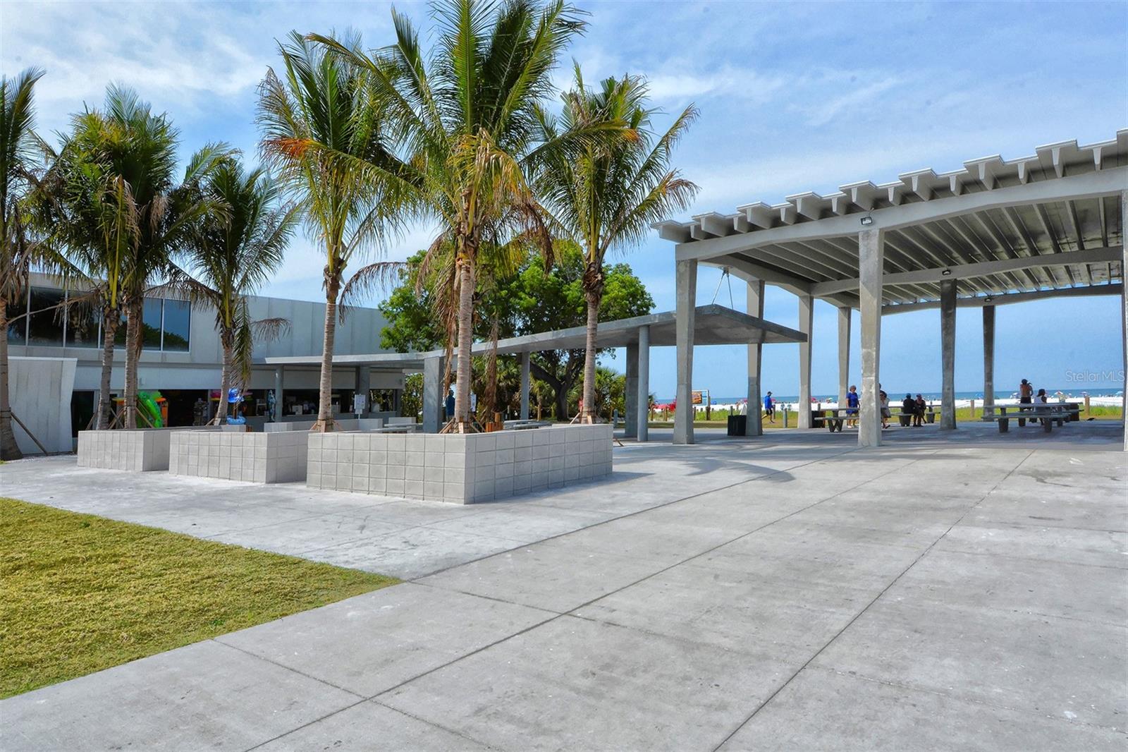 SARASOTA BEACH - Residential