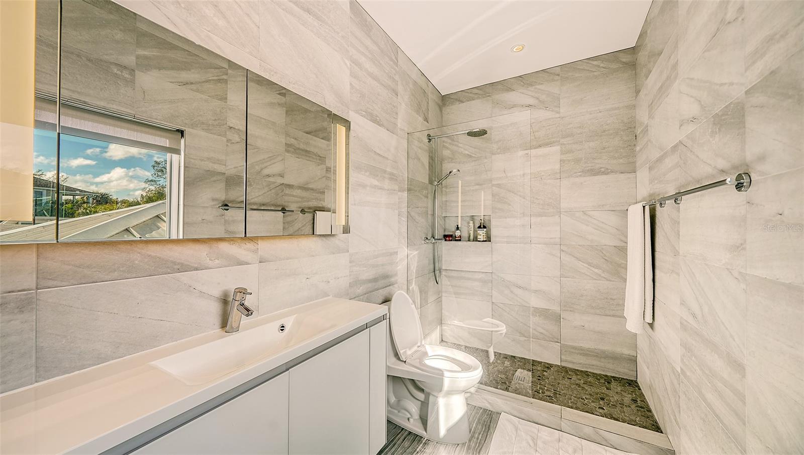 SARASOTA BEACH - Residential