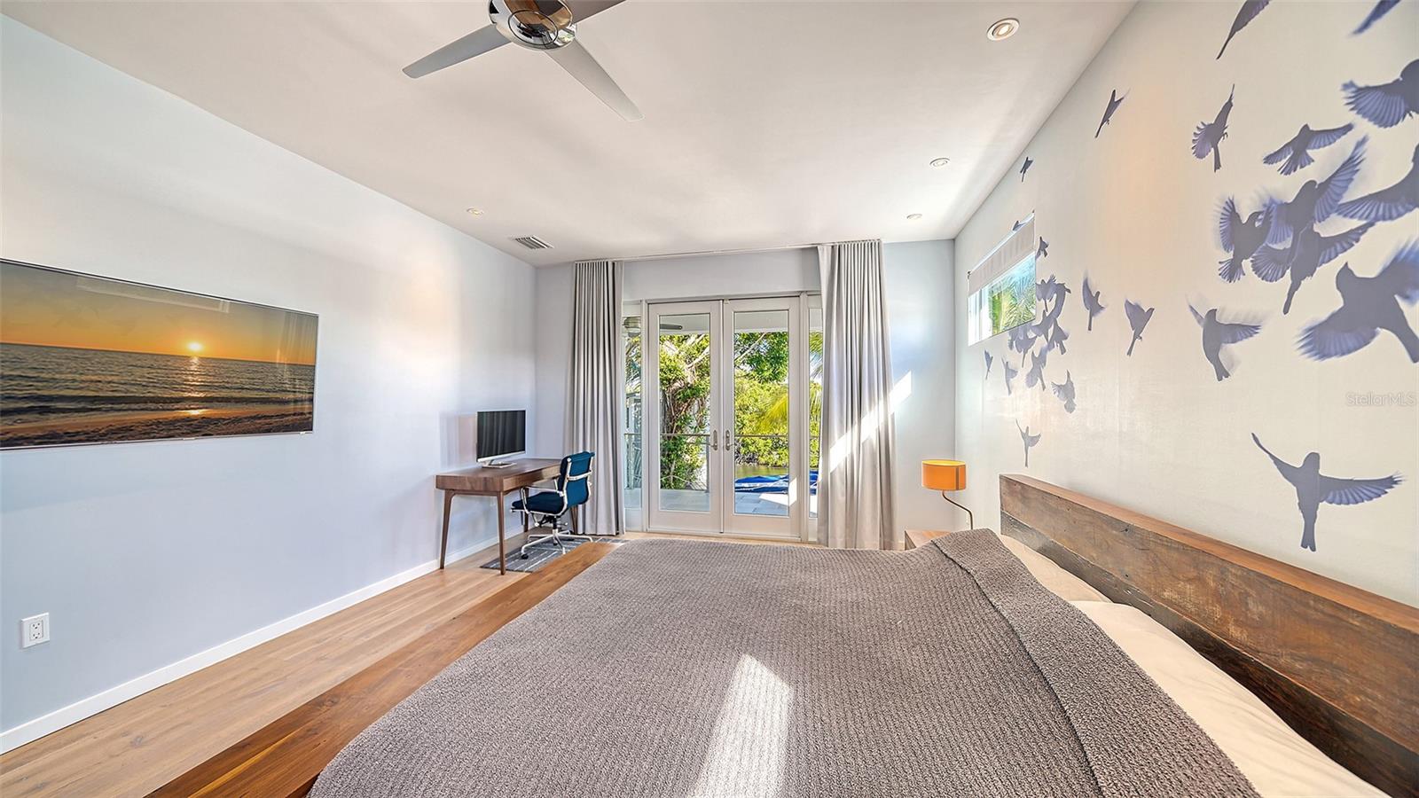 SARASOTA BEACH - Residential