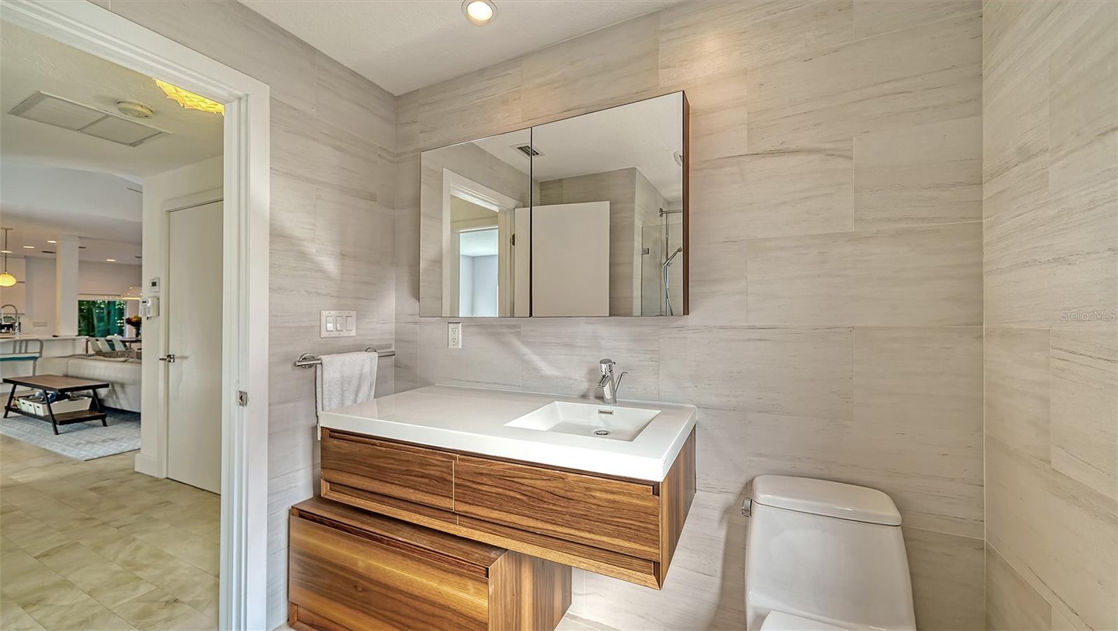 SARASOTA BEACH - Residential