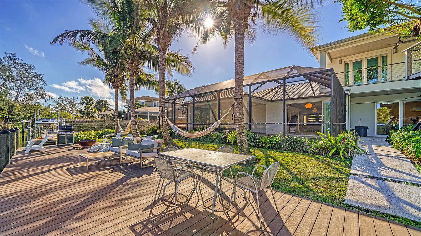 SARASOTA BEACH - Residential