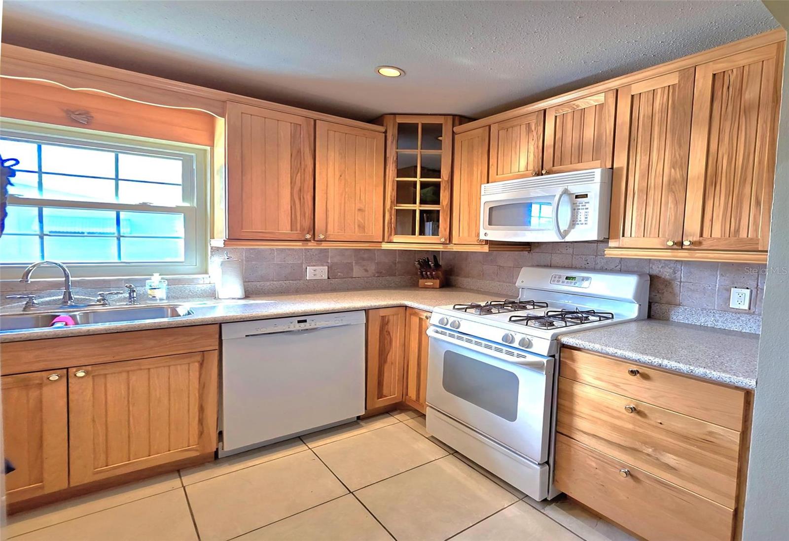 SPRINGWOOD VILLAS - Residential