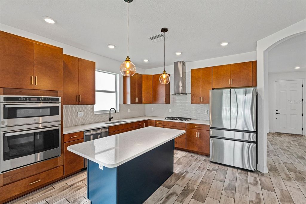 Photo of 8093 Tea Olive Terrace, Palmetto, FL 34221 (MLS # A4692912)