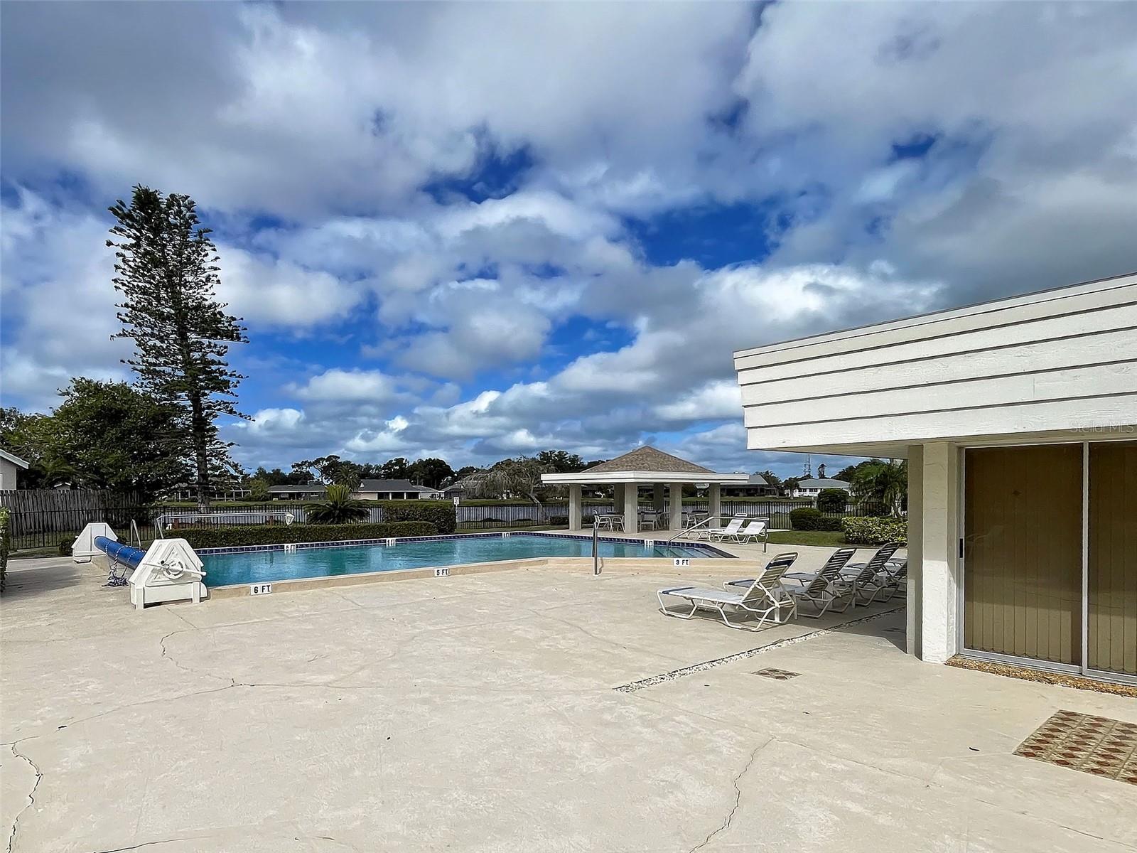 PINEBROOK LAKE CLUB PH 1 - Residential