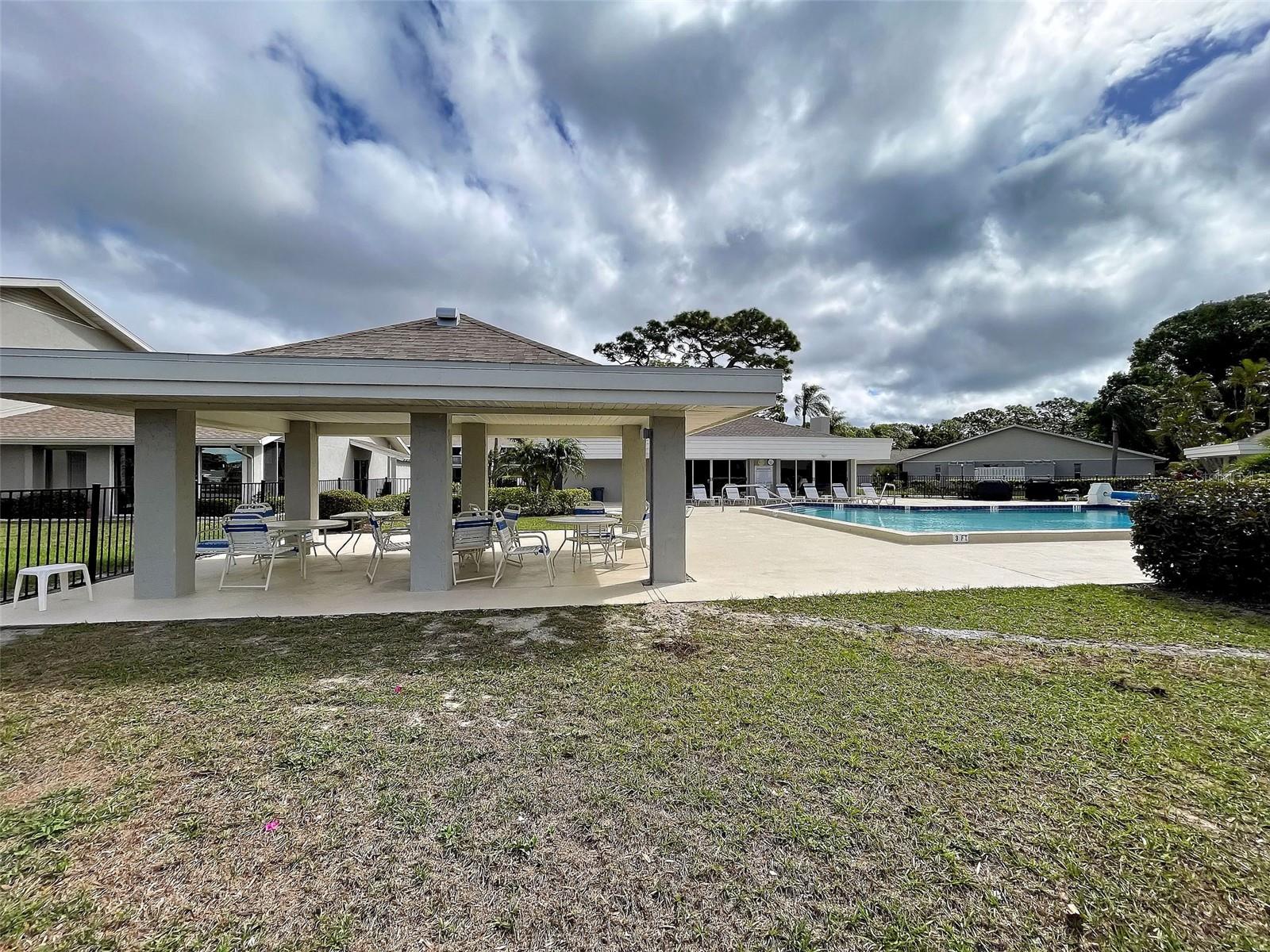 PINEBROOK LAKE CLUB PH 1 - Residential