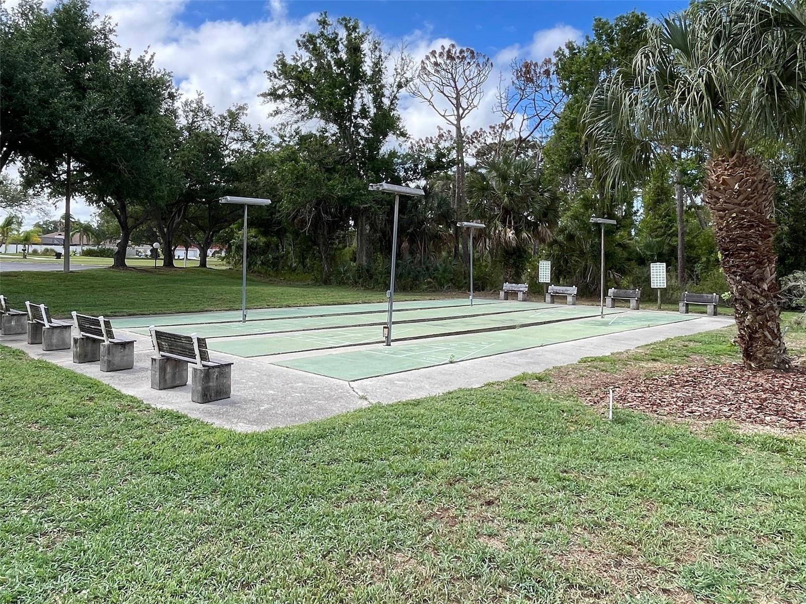 PINEBROOK LAKE CLUB PH 1 - Residential