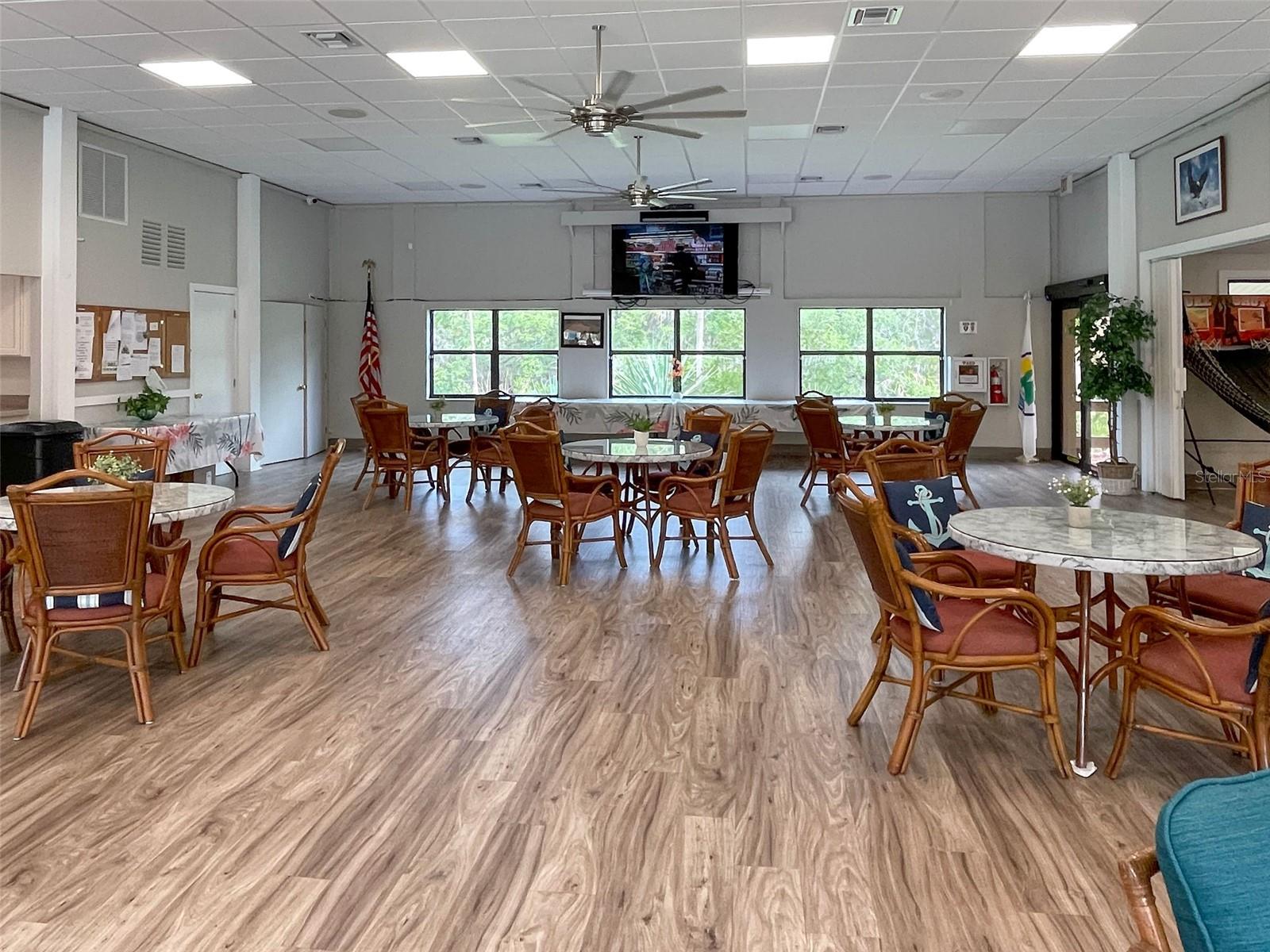 PINEBROOK LAKE CLUB PH 1 - Residential