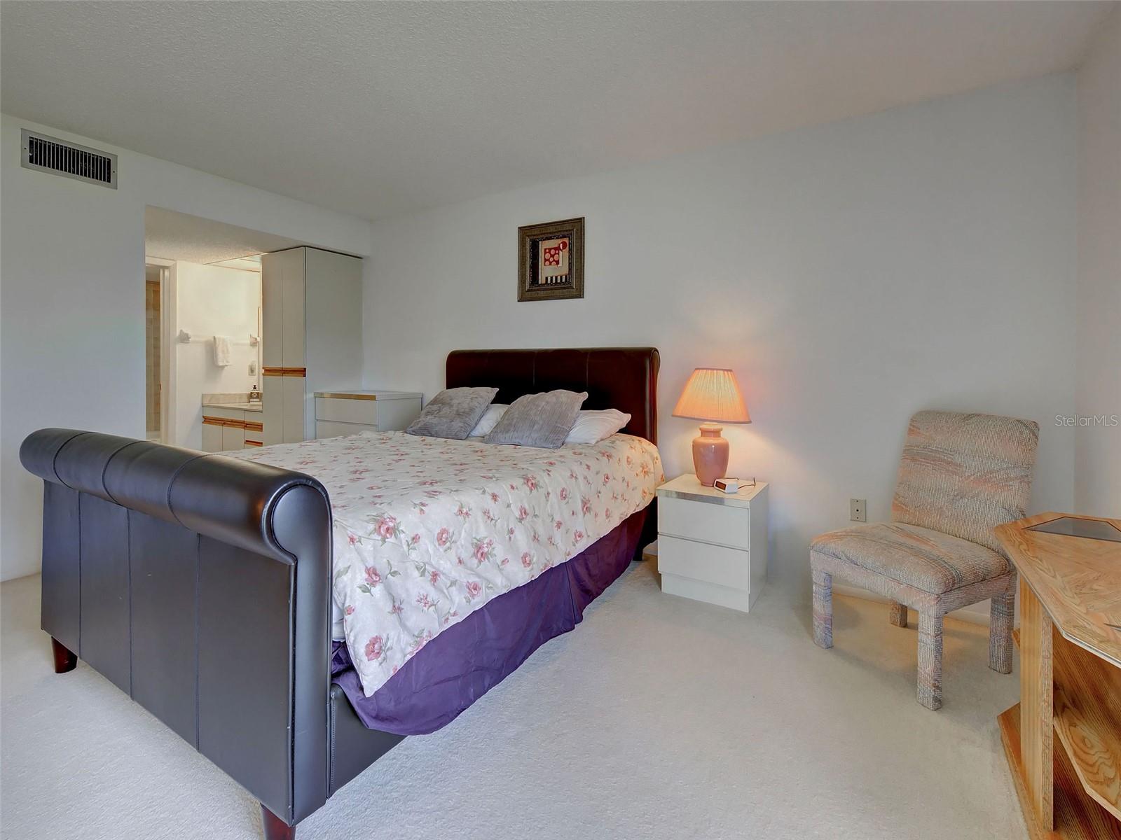 PINEBROOK LAKE CLUB PH 1 - Residential