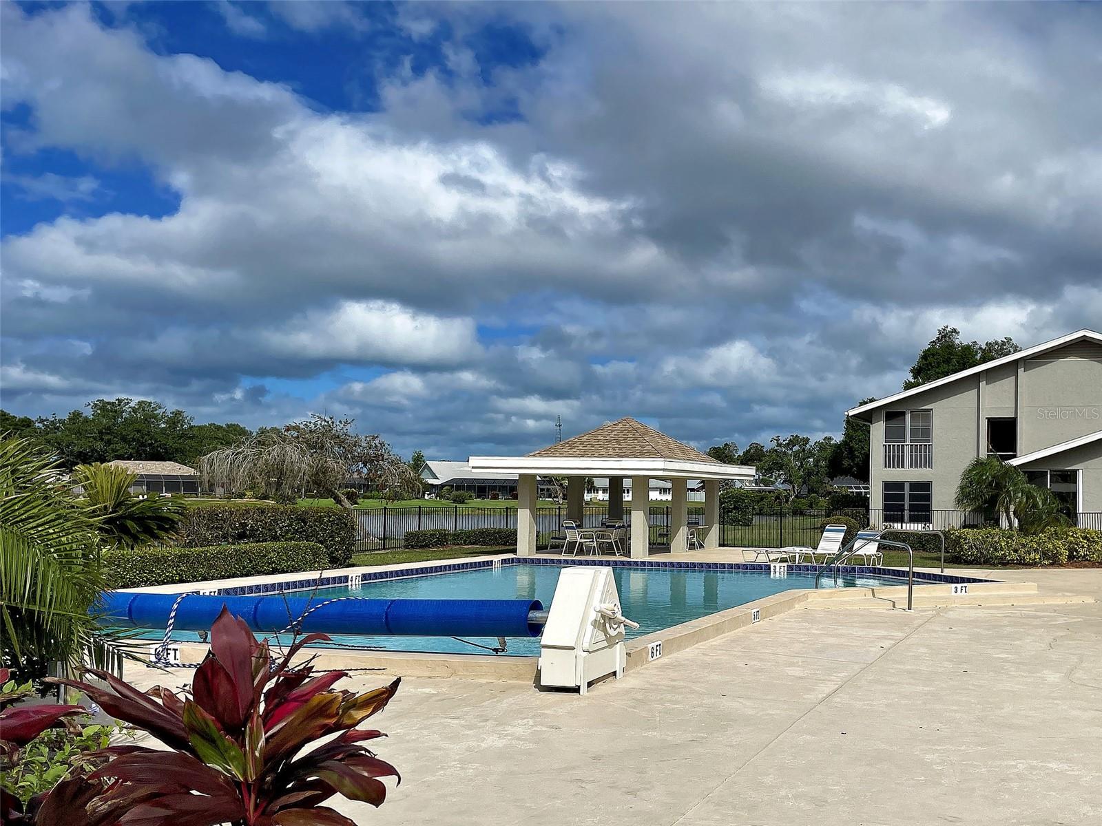 PINEBROOK LAKE CLUB PH 1 - Residential