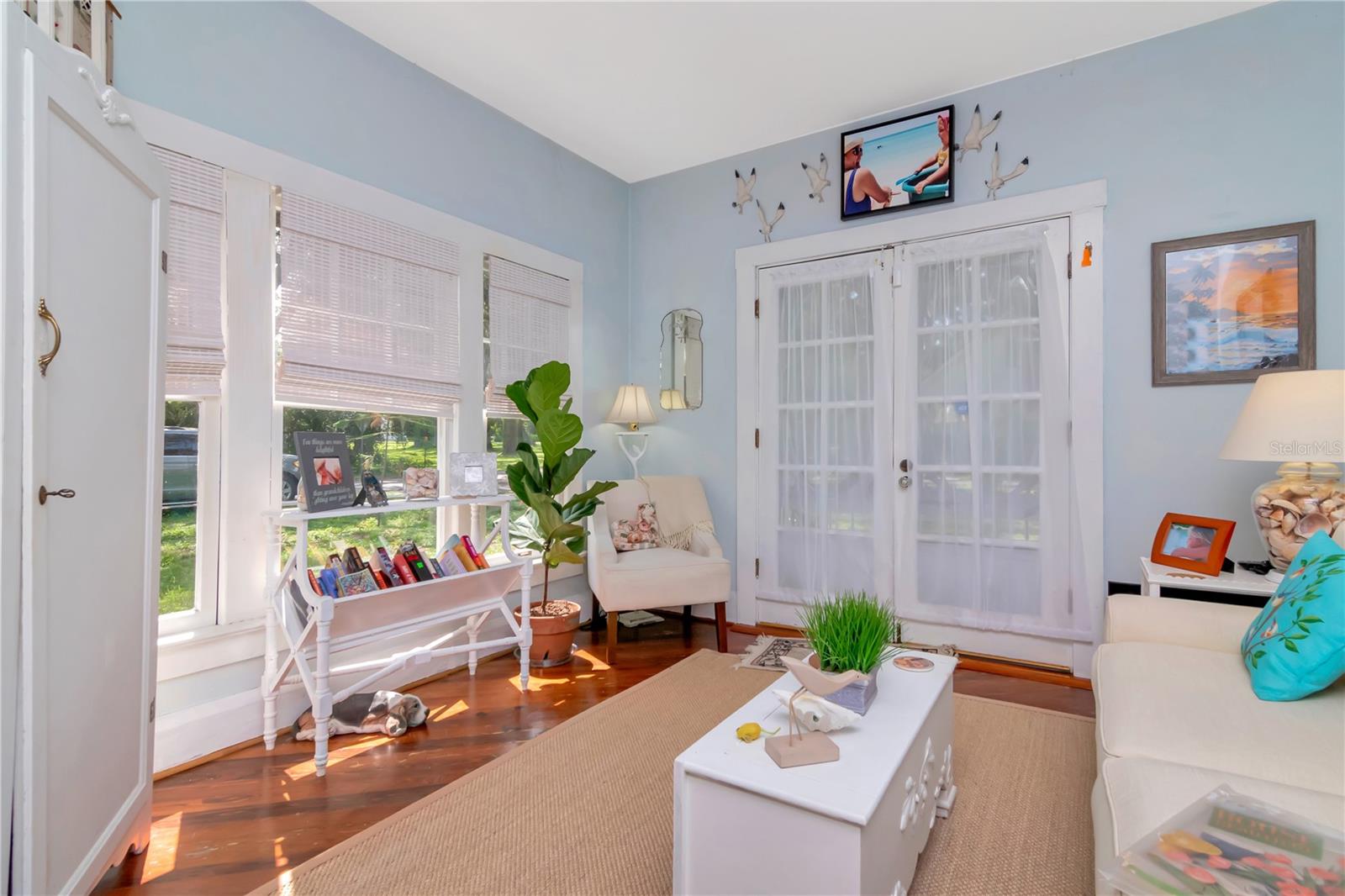 128 N MONTCLAIR AVENUE