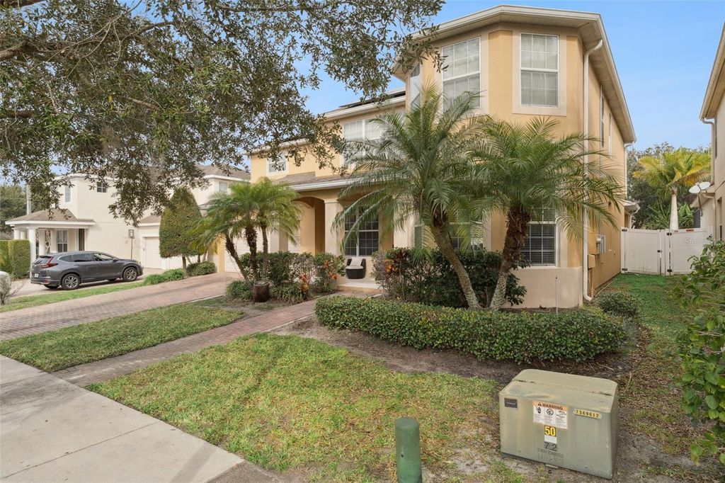 Photo of 13339 Roskin Lane, Windermere, FL 34786 (MLS # S5141148)