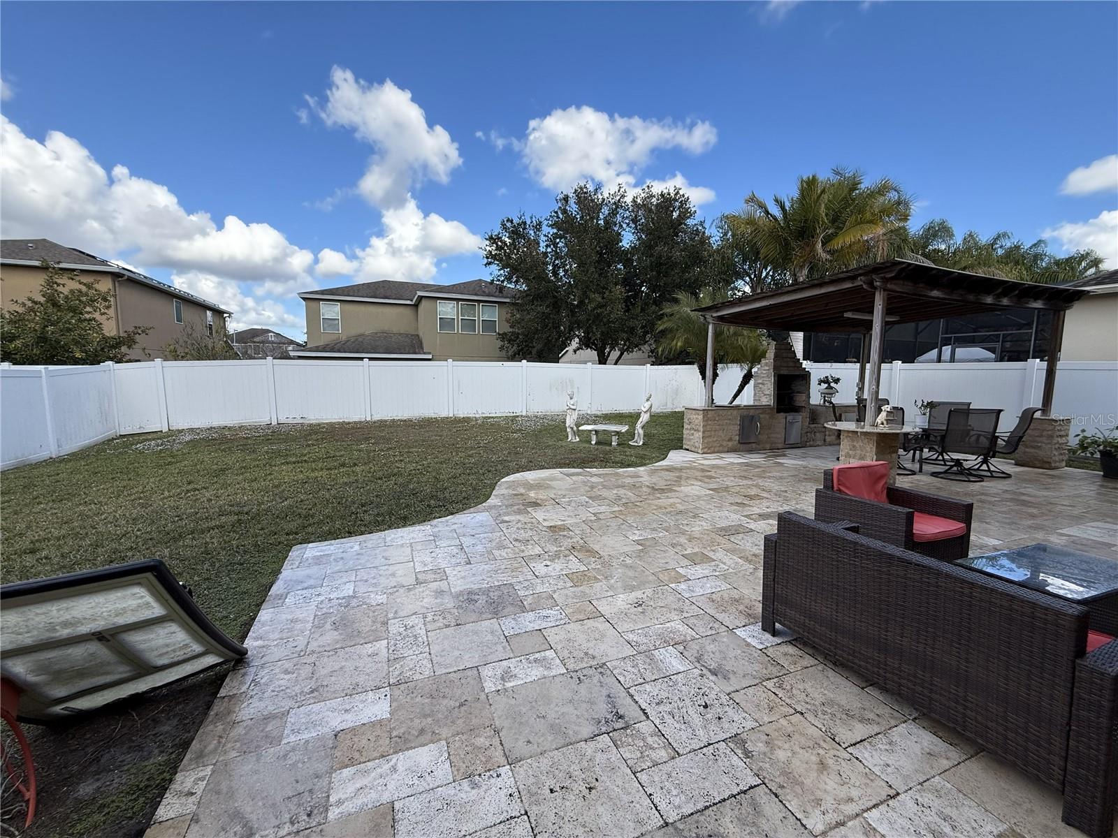 LAKE SAWYER SOUTH PH 01 - Residential