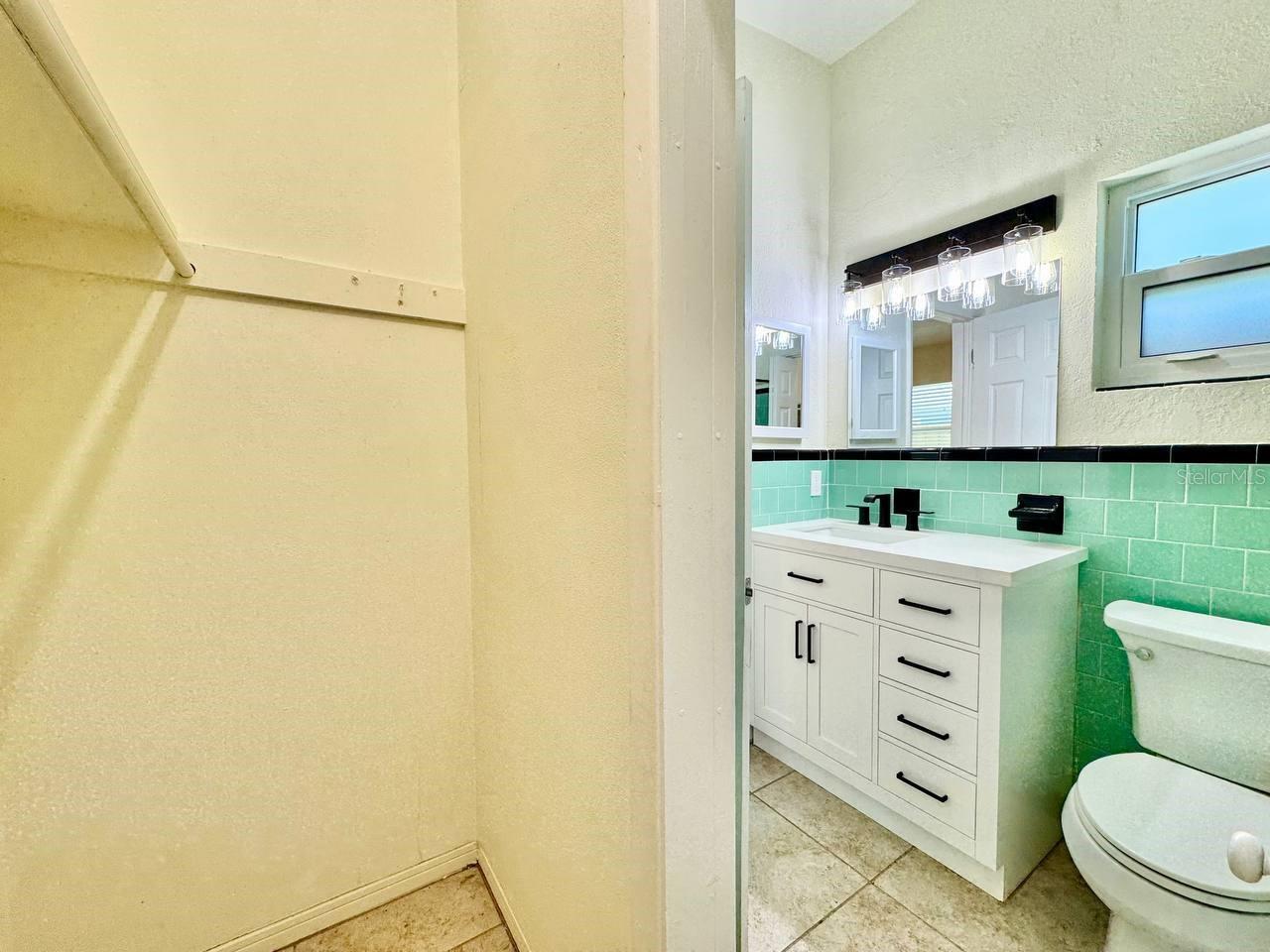 LONGVIEW SUB - Residential Lease