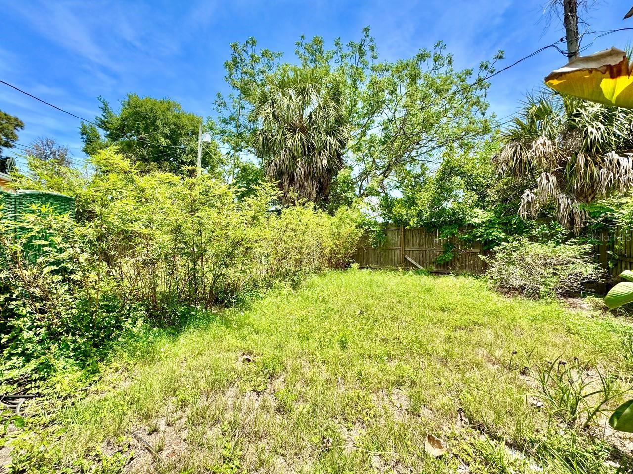 LONGVIEW SUB - Residential Lease