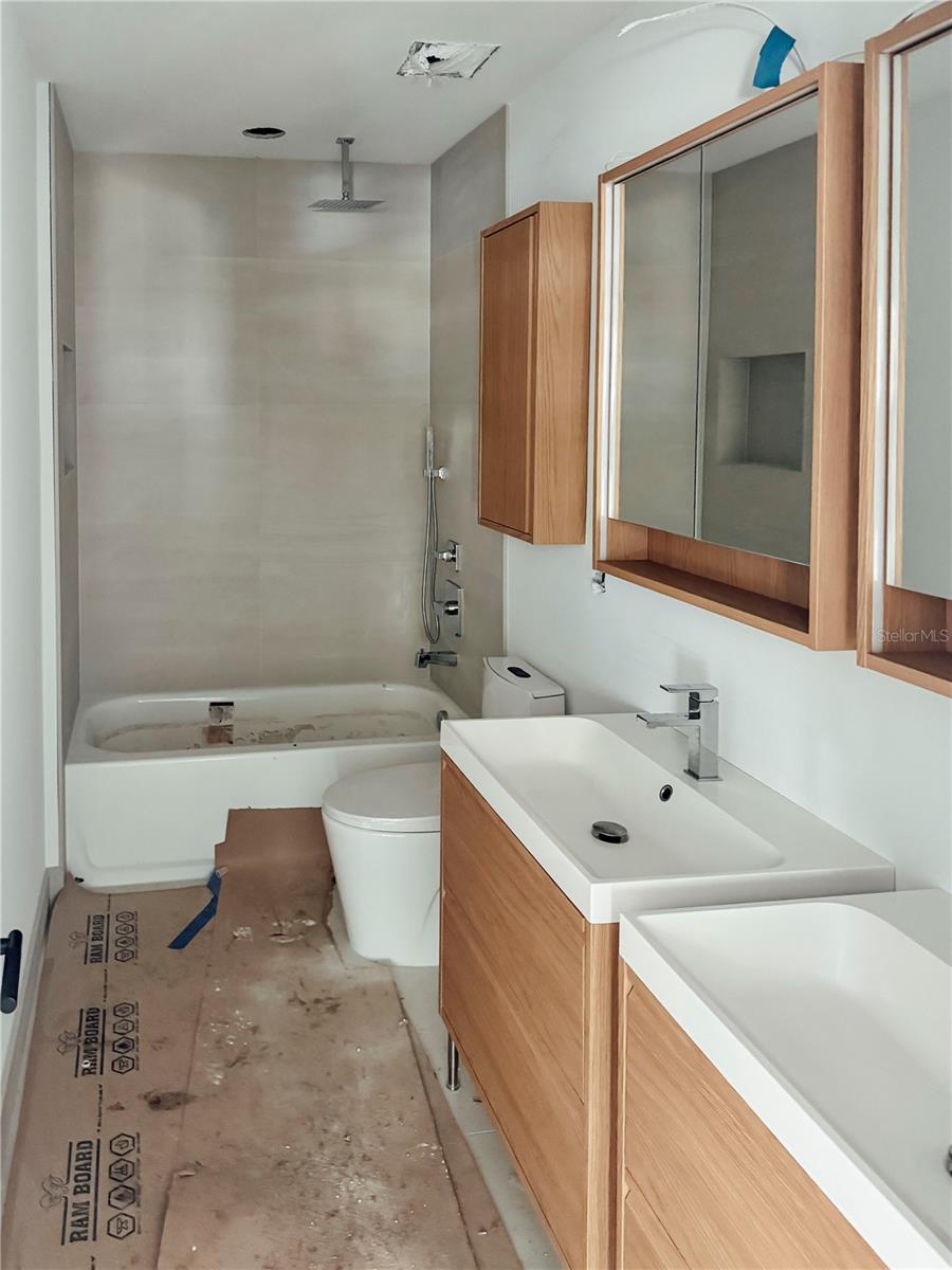 LAKE MAGGIORE - Residential