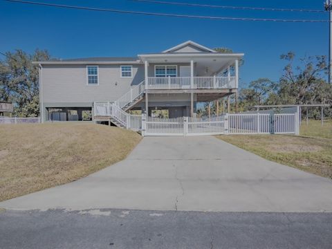 A home in TAMPA