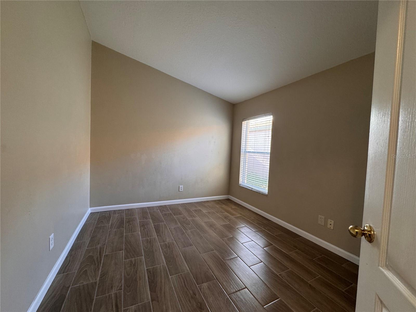 CROSS CREEK PRCL M PH 3B - Residential Lease