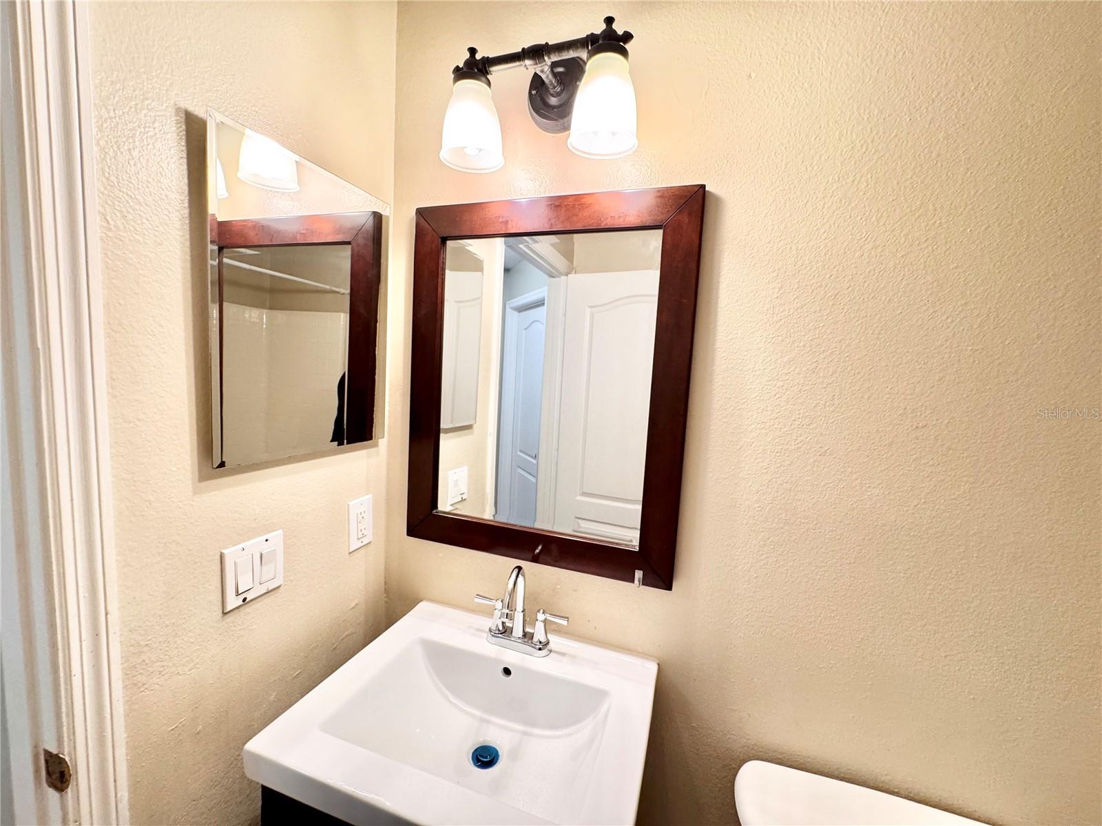 CROSS CREEK PRCL M PH 3B - Residential Lease