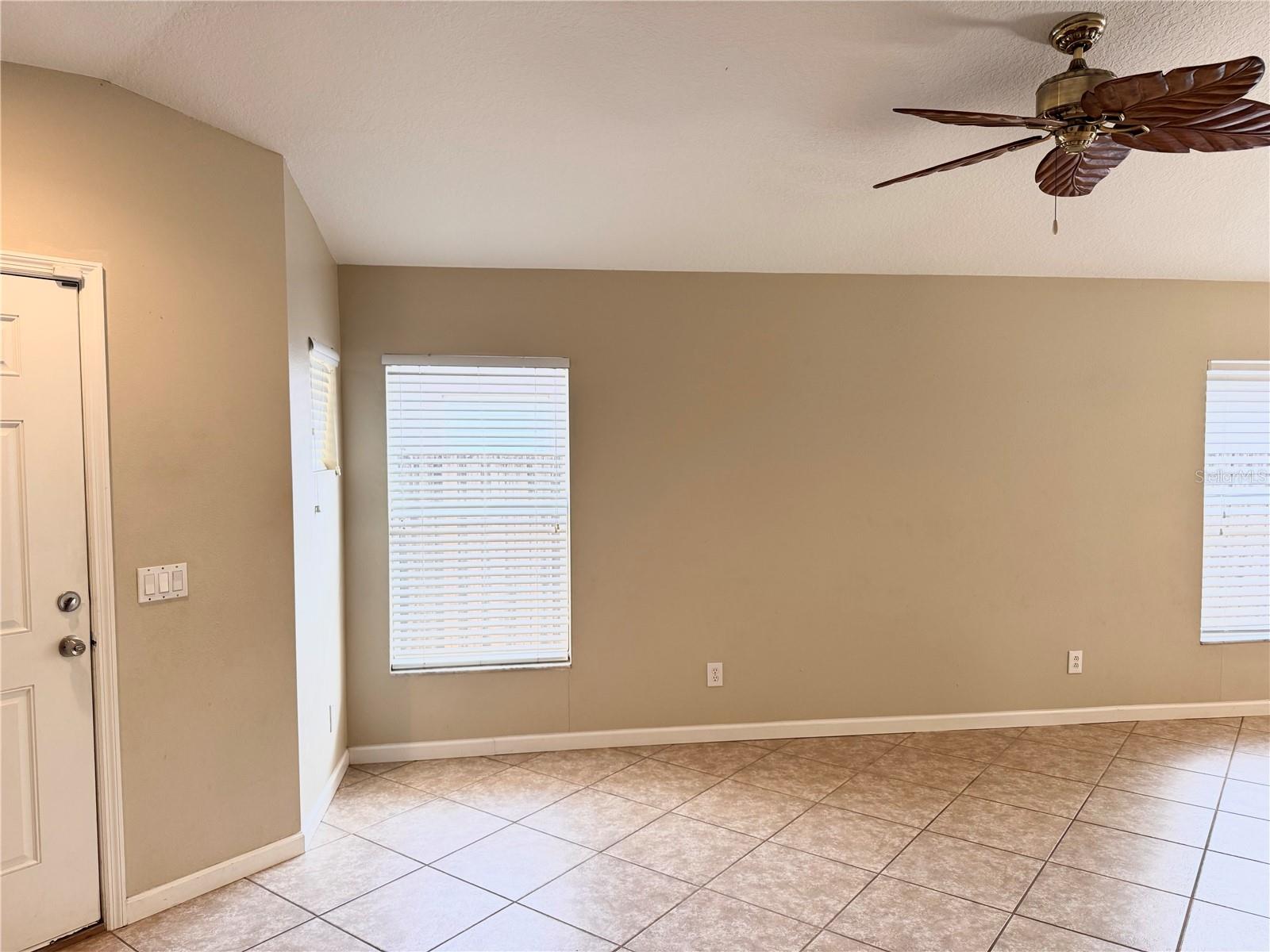 CROSS CREEK PRCL M PH 3B - Residential Lease