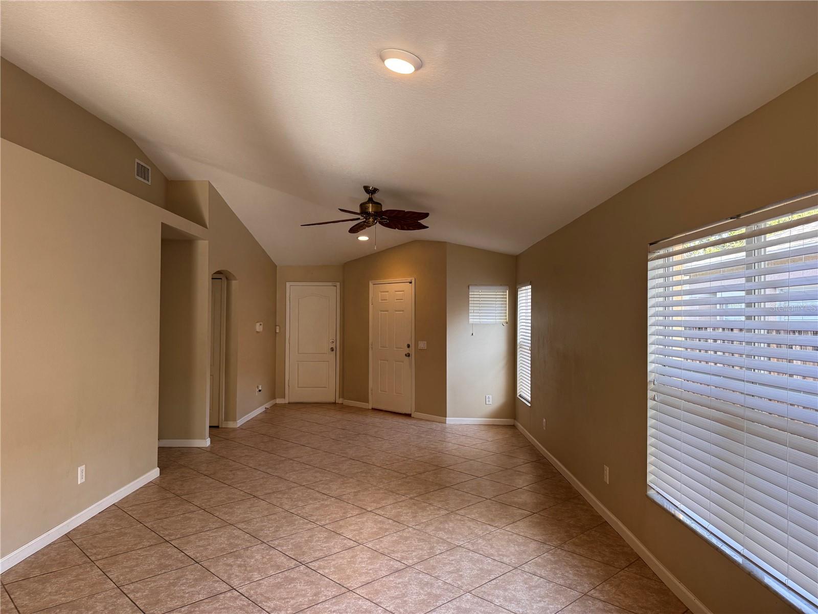 CROSS CREEK PRCL M PH 3B - Residential Lease