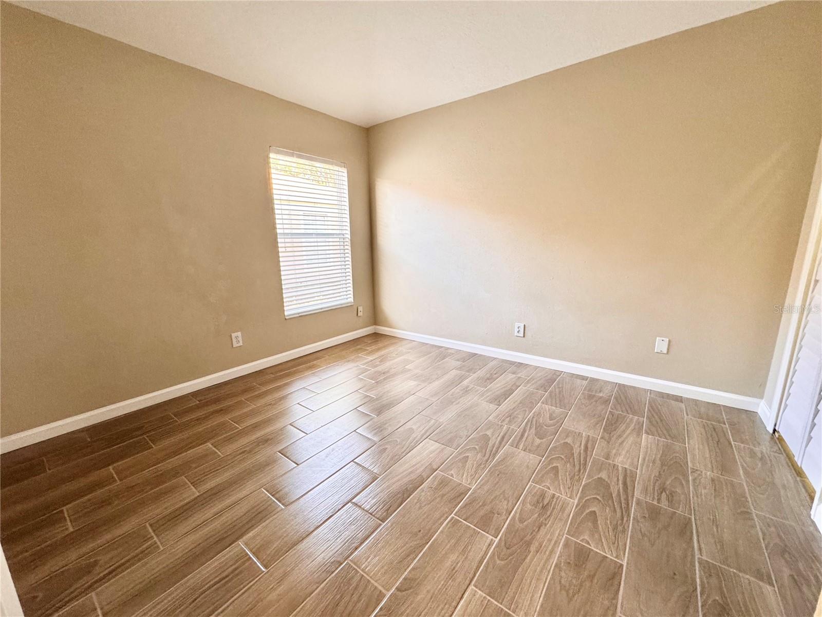 CROSS CREEK PRCL M PH 3B - Residential Lease