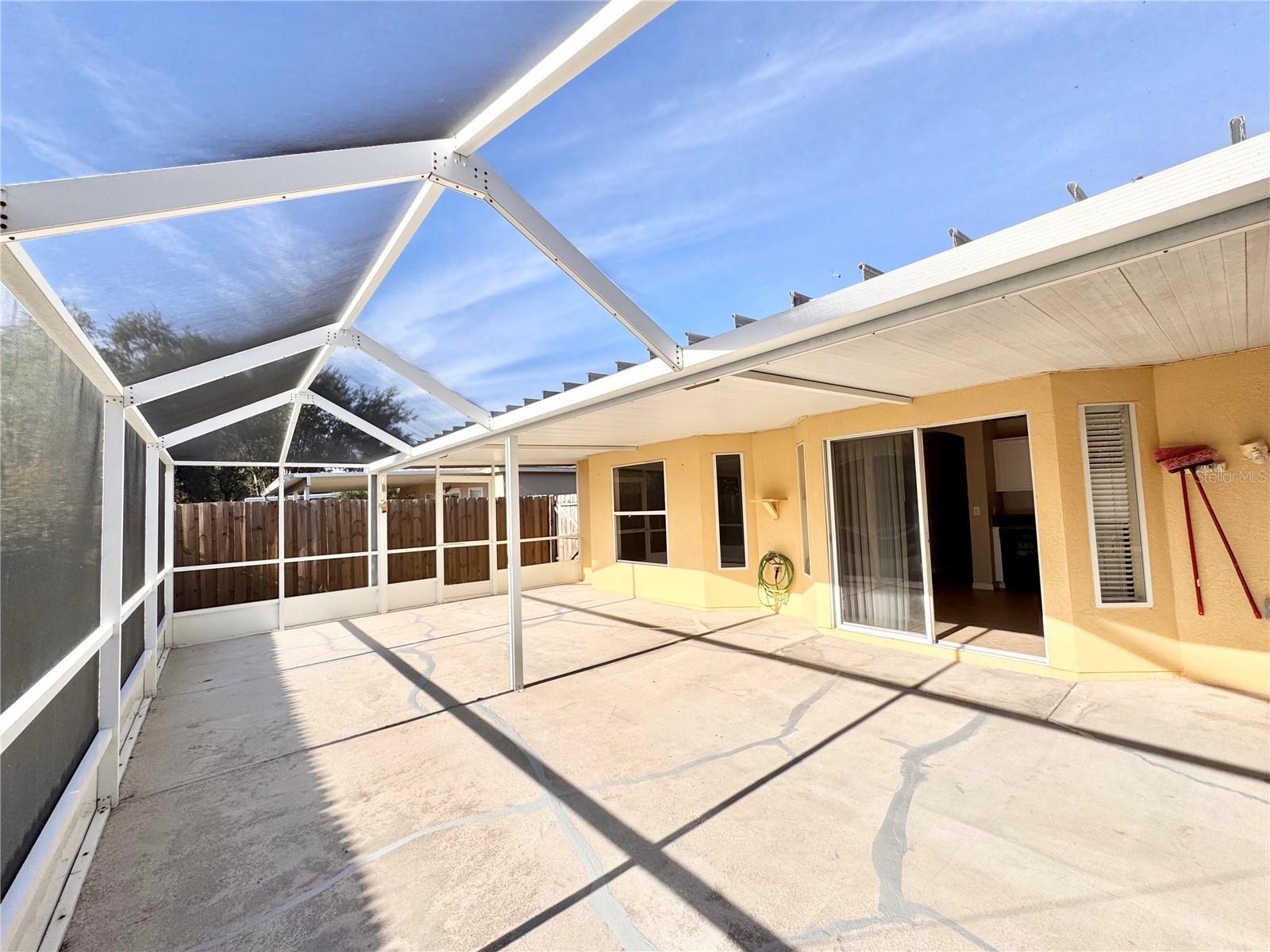 CROSS CREEK PRCL M PH 3B - Residential Lease