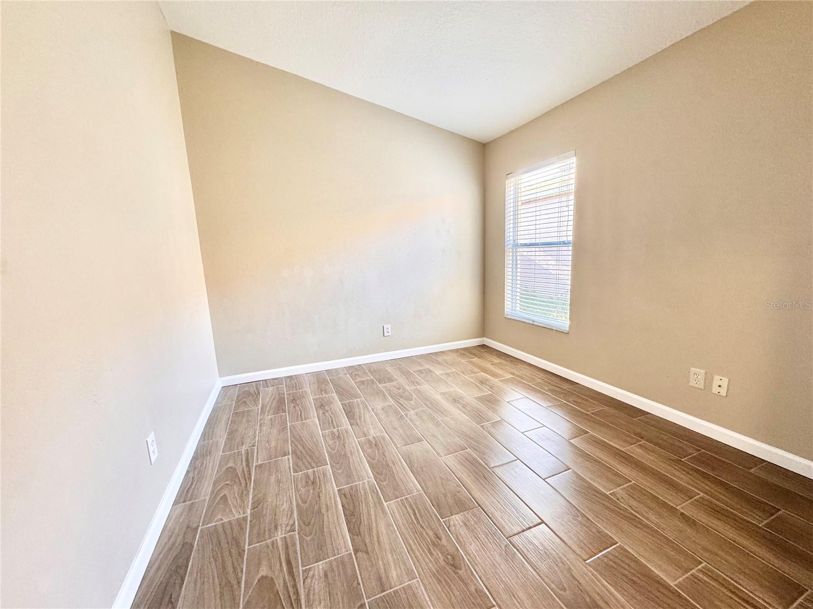 CROSS CREEK PRCL M PH 3B - Residential Lease