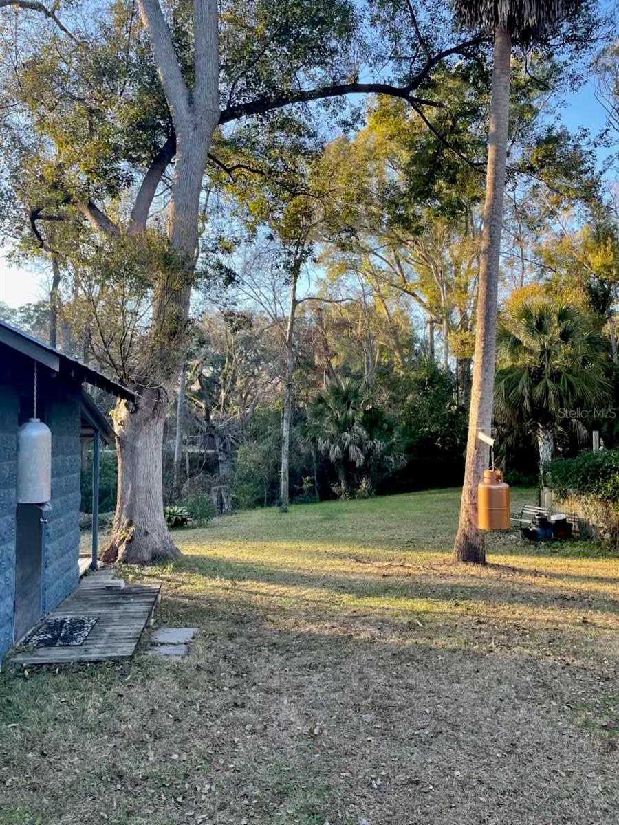 G M WHETSTONE ESTATE ADD TO H S - Residential