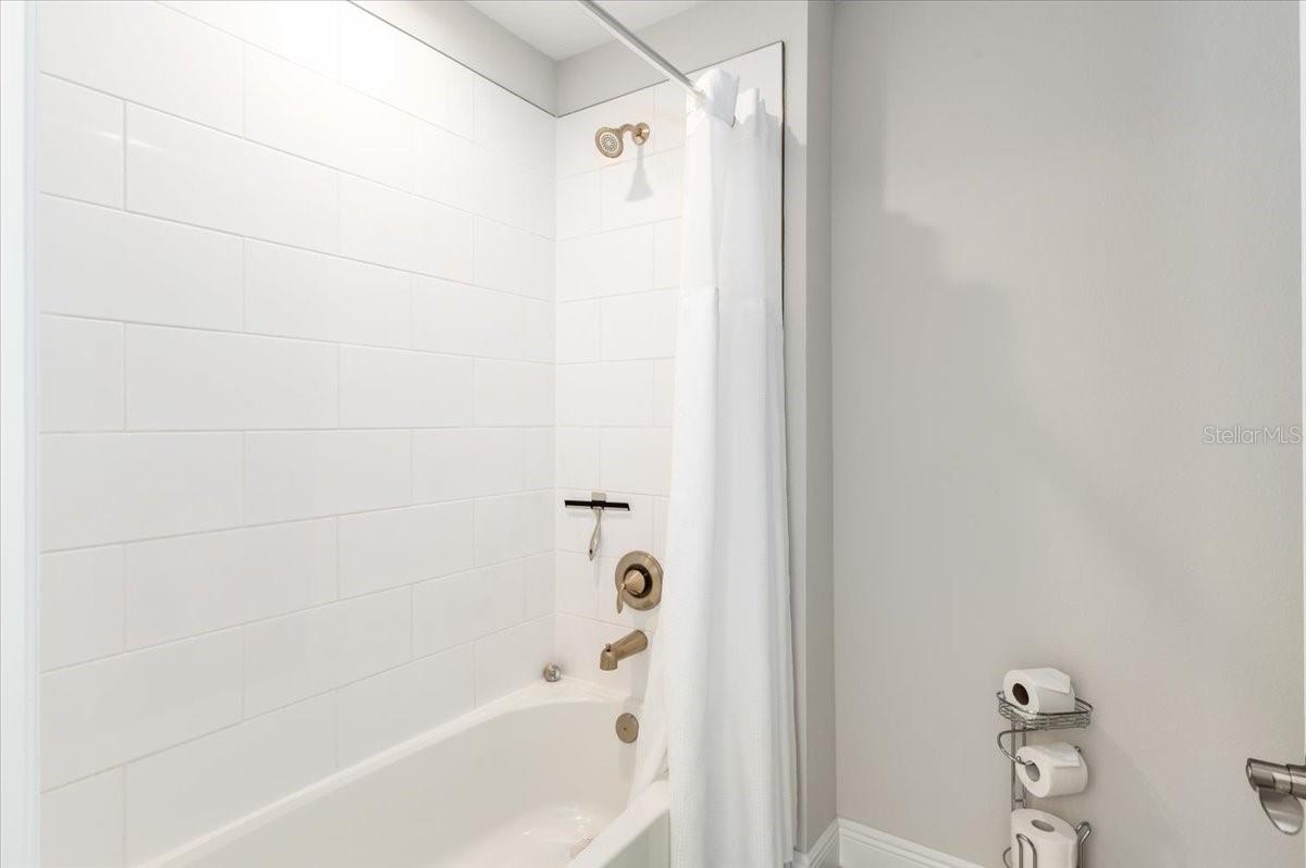 LOT 447, CROSSWIND POINT PH II PI# 4261.2485/9 - Residential Lease