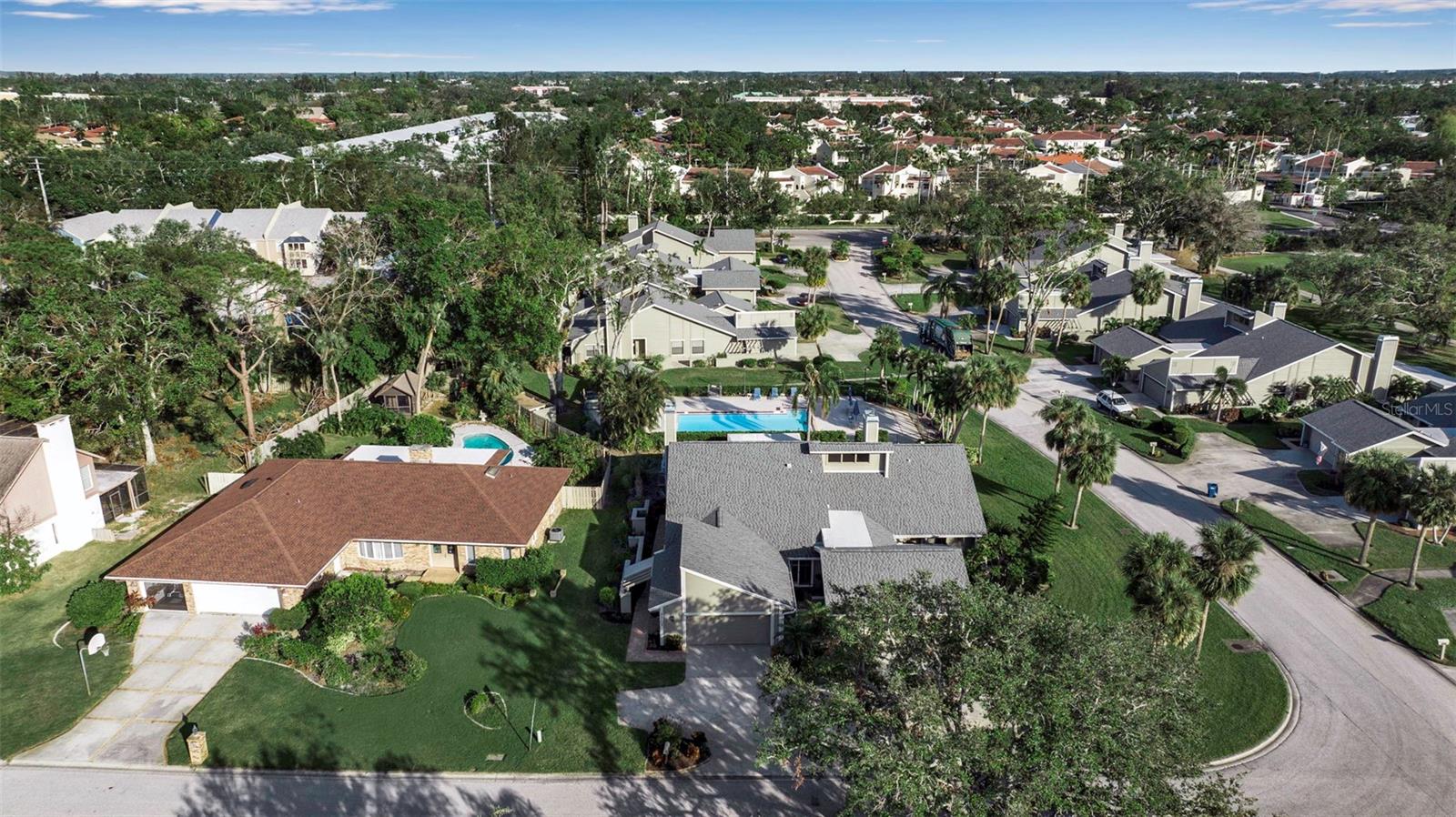3410 AVENIDA MADERA B