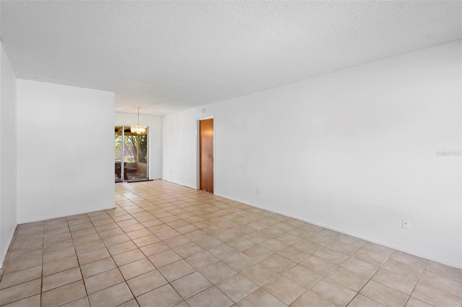 QUAIL TRAIL ESTATES - Residential