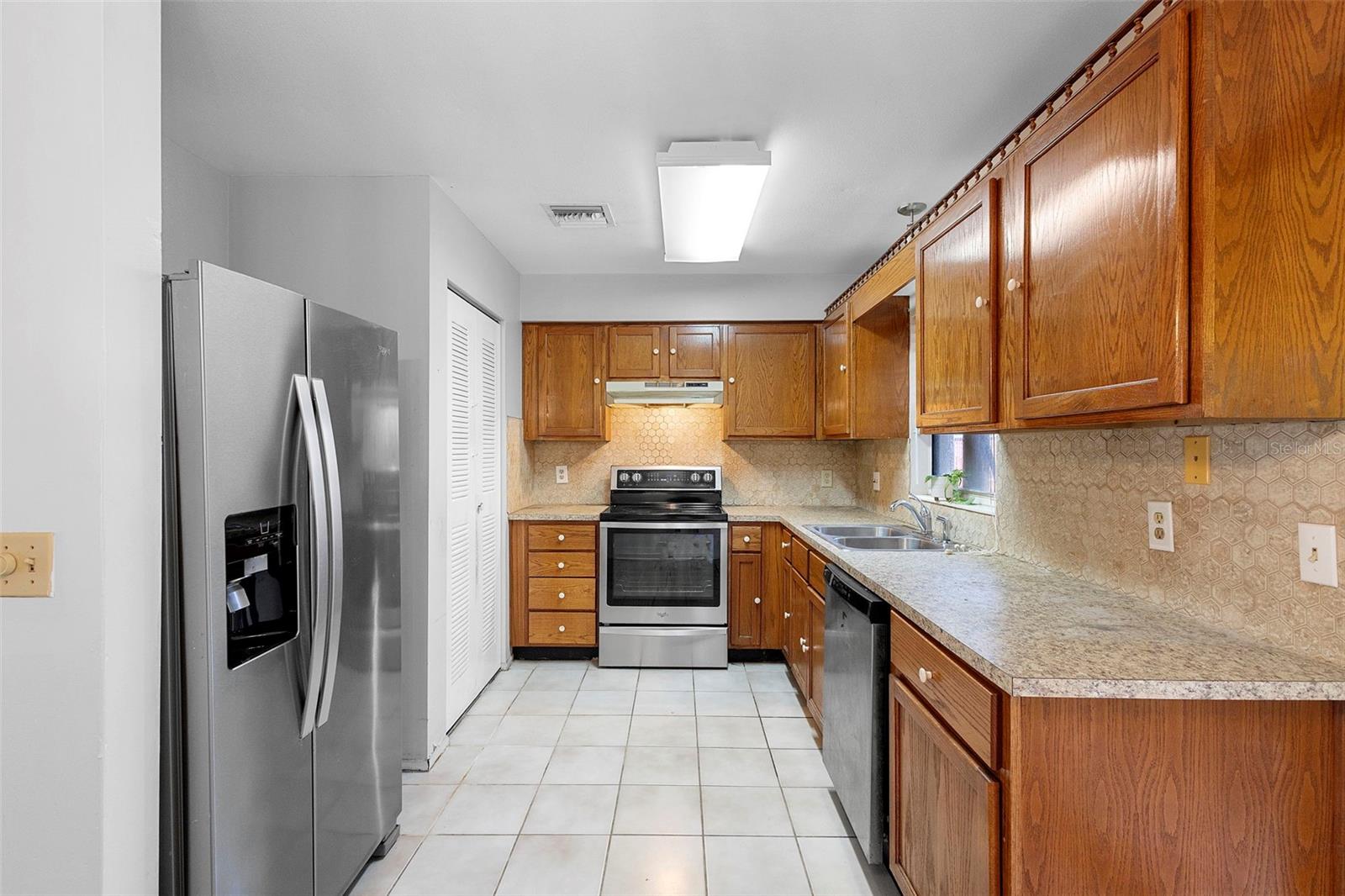 Casas a venda 4 - Jen Dantas 7708 TOUCAN DRIVE