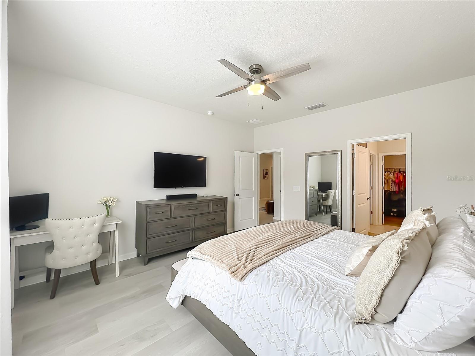 RIVERSIDE RESERVE - Residential